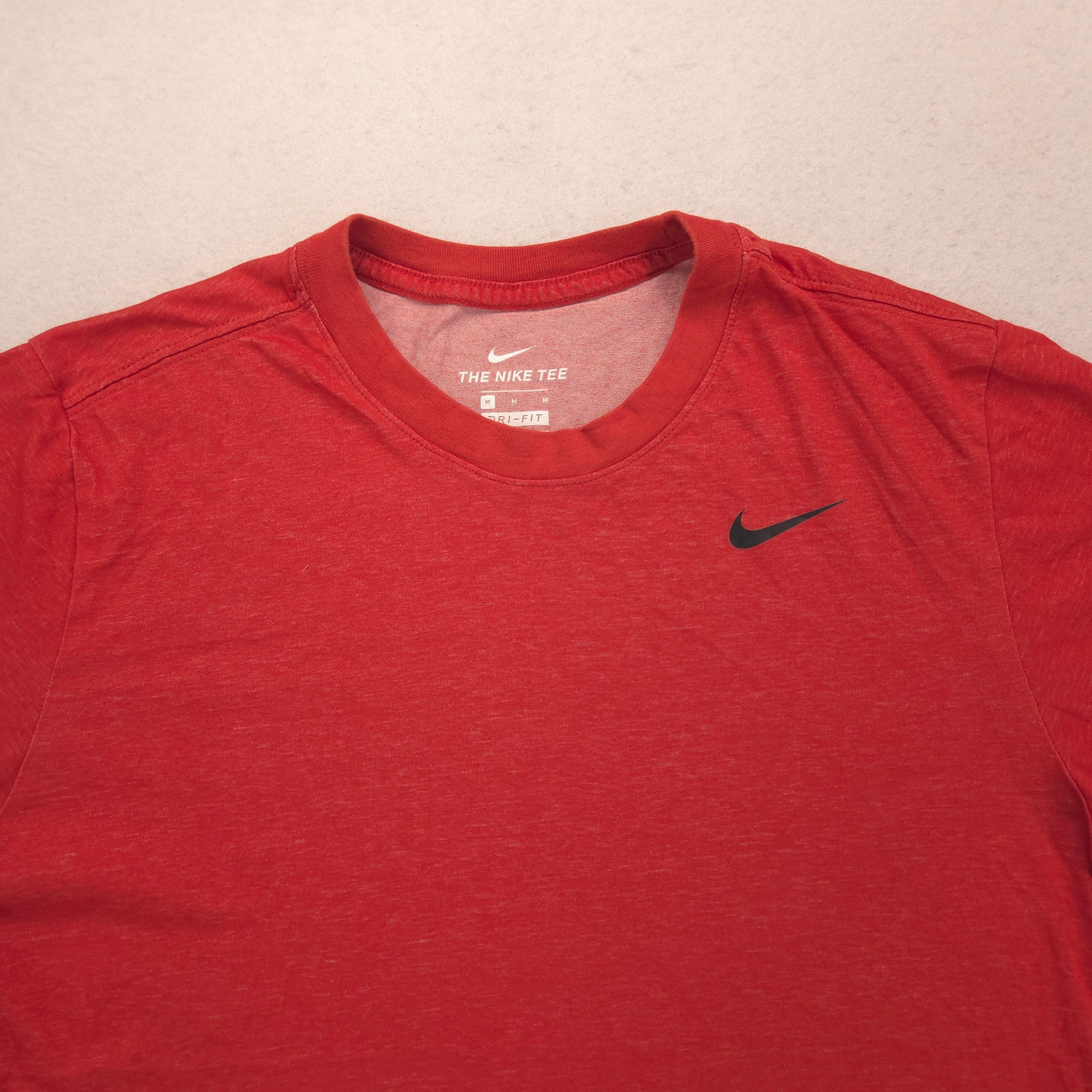 Nike Casual Crew Neck Graphic Short Sleeve T Shirt Mens Size Medium M Red 16302